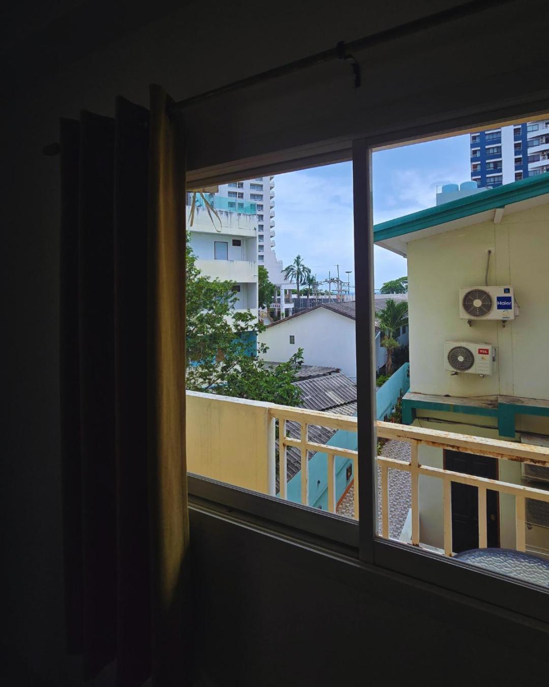 Jardin Hotel Pattaya Buitenkant foto