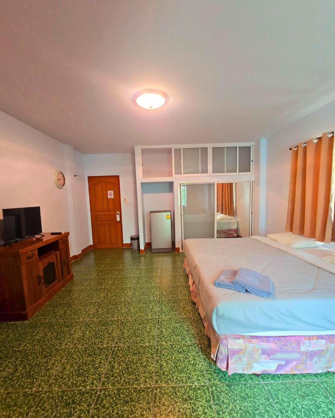 Jardin Hotel Pattaya Buitenkant foto